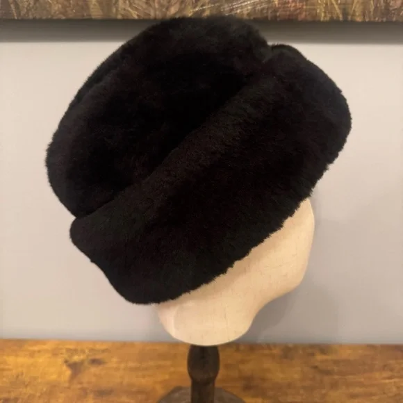 Brooks Brothers Black Mouton Lamb Fur Storm Hat Visor USA Made Large